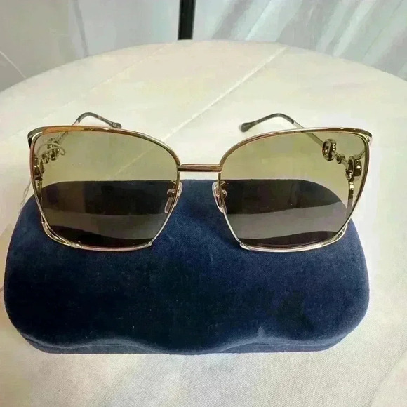 NWT! GUCCI Women's Sunglasses, Gold Frame with Velvet Blue Case GG1020S - Picture 8 of 13